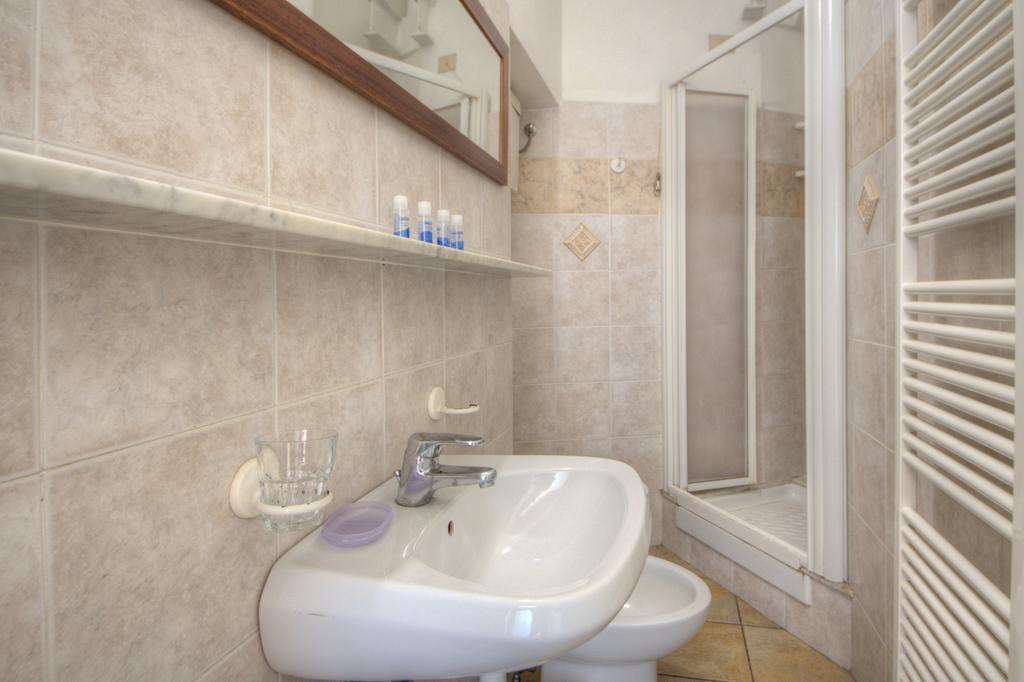 Club Nautico Savona Hotel Room photo