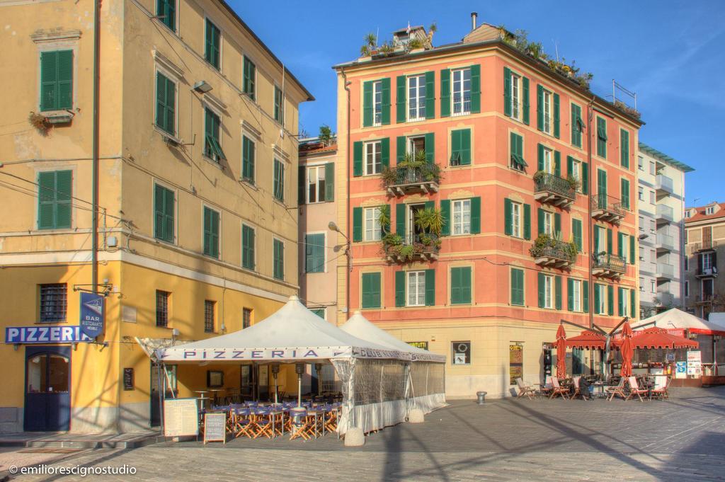 Club Nautico Savona Hotel Exterior photo