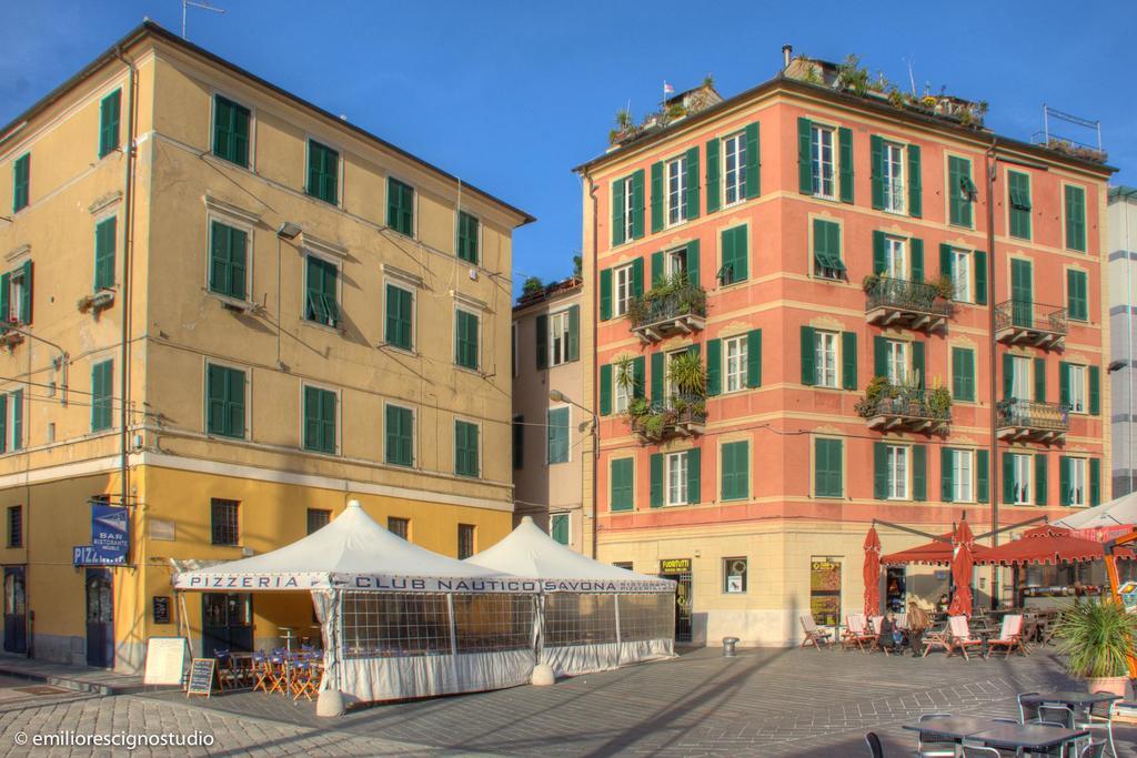 Club Nautico Savona Hotel Exterior photo